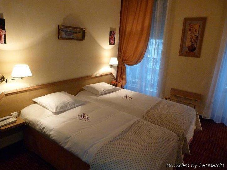 Hotel Foch Lyon Pokój zdjęcie